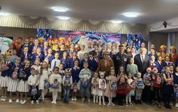 Социальная елка